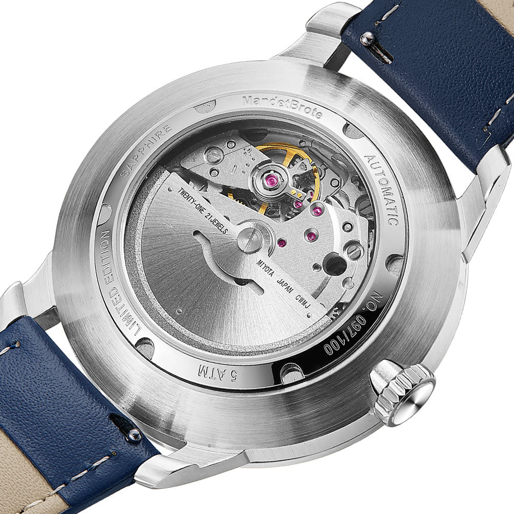 ロイヤルブルー